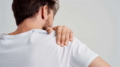 Understanding Frozen Shoulder Causes Symptoms And Treatment