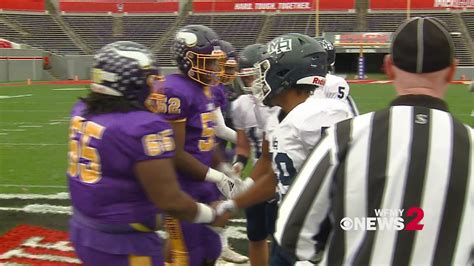 Mount Airy Beats Tarboro 20 7 To Win 1a State Football Championship