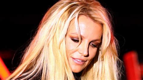 Britney Spears Flips Off Camera Eats Cake From Floor After Instagram