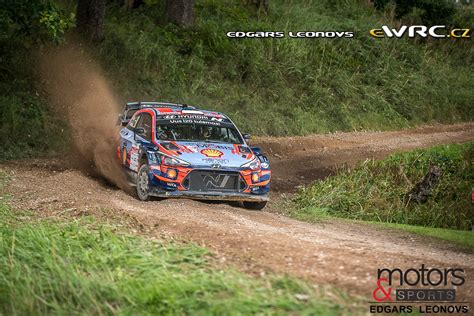 T Nak Ott J Rveoja Martin Hyundai I Coupe Wrc Redgrey L Una