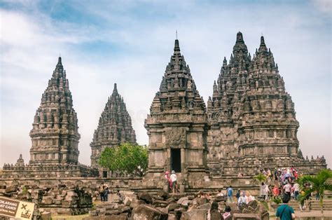 2019年12月26日在印度尼西亚日惹的Prambanan Temple Complex或Rara Jonggrang 图库摄影片 图片