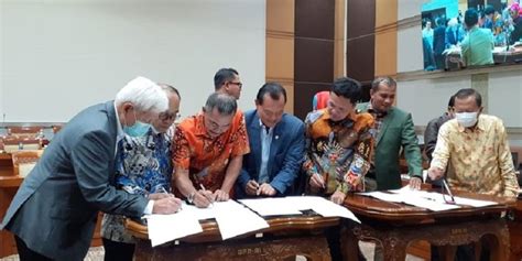 Disetujui Dpr Dan Pemerintah Ruu Pemasyarakatan Akan Dibawa Ke