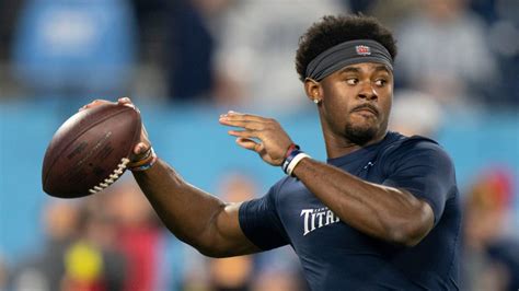 Titans Malik Willis Thriving Despite QB Battle Yardbarker