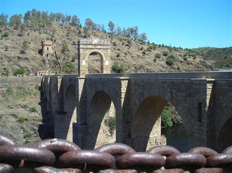 Top 8 Interesting Alcántara Bridge Facts