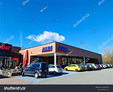 200 Aldi Parking Images, Stock Photos, 3D objects, & Vectors | Shutterstock