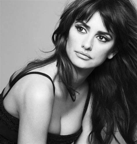 Penelope Cruz Photo Gallery Hot Photos Images And Wallpapers Of Penelope Cruz At