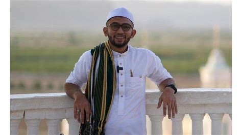 Ustaz Alfie Alfandy Punya Cara Tersendiri Konsumsi Kopi Saat Ramadan