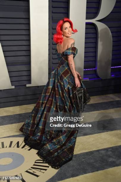 500 Halsey Vanity Fair Photos And High Res Pictures Getty Images