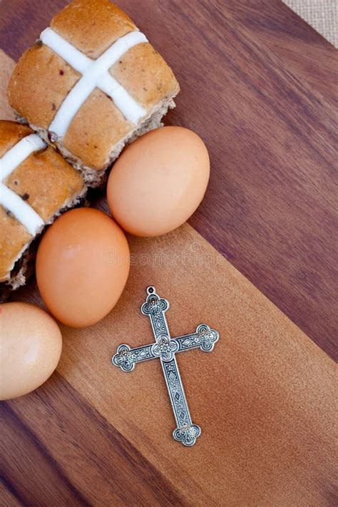 Easter Hot Cross Buns Stock Image Image Of Cross Brown 89565047