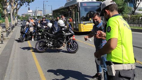 Stanbul Da Motosiklet Denetimi Bin Lira Ceza Kesildi