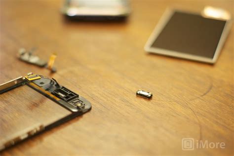 How To Replace The Earpiece Speaker On Your Iphone 3g Or Iphone 3gs Imore