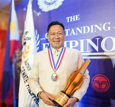 senator jv ejercito receives tofil award  health leadership