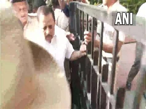 Karnataka Bribery Case Bjp Mla Madal Virupakshappa Appears Before