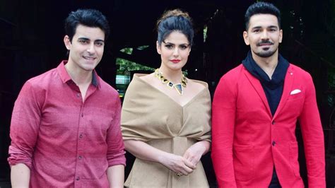 Aksar 2 Movie Promotion On The Sets Of Comedy Dangal Zareen Khan