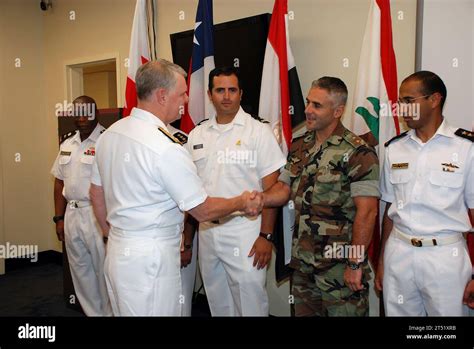 Adm Gary Roughead Admiral Admiral Roughead Awards Chief Of Naval