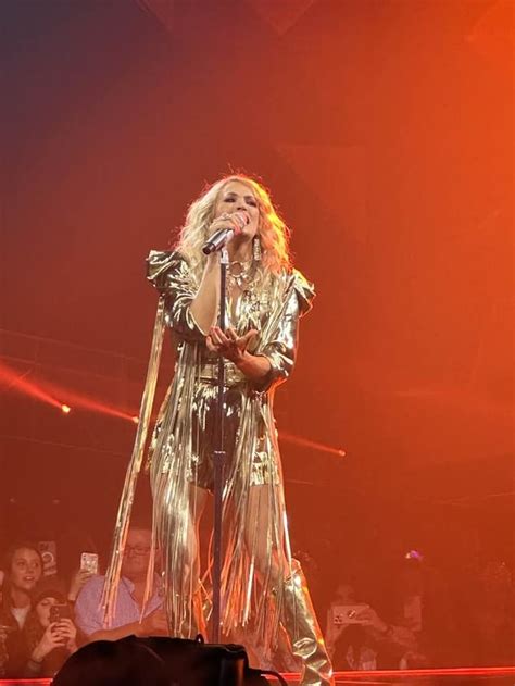 Carrie Underwood - Denim and Rhinestones Tour (Greenville, SC) : r ...