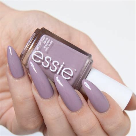 Essie Resort 2017 Collection Review Talonted Lex Lavender Nails