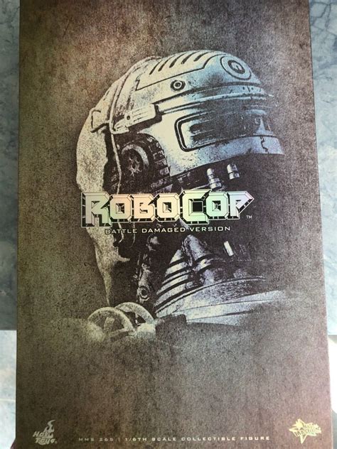 Hot Toys Robocop Battle Damaged Version Hobbies Toys Toys Games On Carousell
