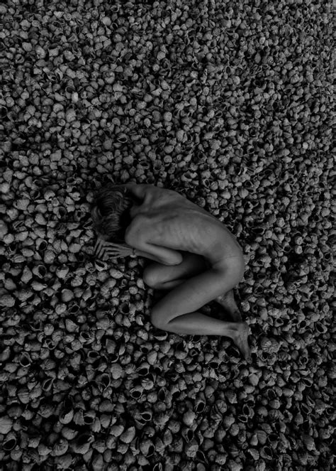 Best Nude Angles To Capture The Most Sensual Shots