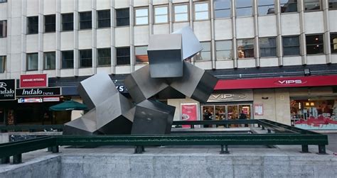 La Plaza De Los Cubos Es El Lugar Donde Naci