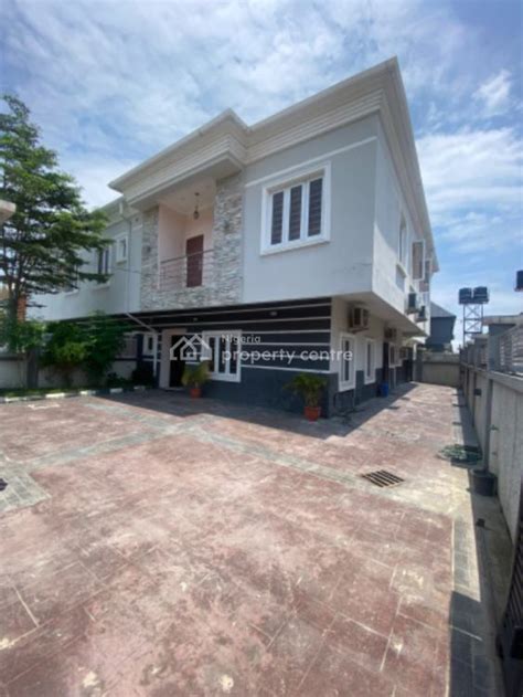 For Sale Distress Deal 4 Bedroom Semi Detached With Solar Pannel And