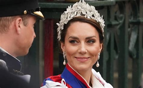 Kate Middleton Brilla Con Luz Propia En La Coronaci N De Carlos Iii Con