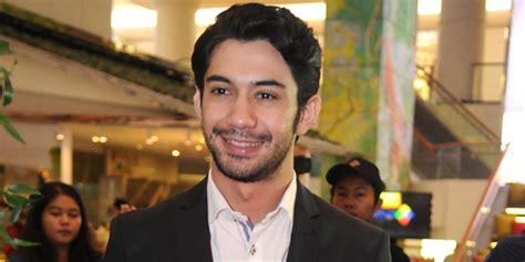 Aksi Reza Rahadian Di My Stupid Boss Bikin Kameramen Ngakak