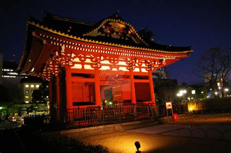 Japanese temple at night by Yukimura-Yumiko on DeviantArt