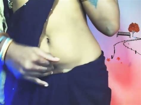 Tamil Girl Paid Nude Saree Show Boobs Showing Kissing Moaning And Fingering Show Gurl