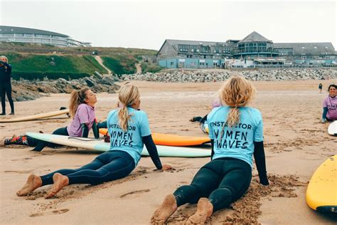 Newquay Beginner Surfer Programme Women Waves