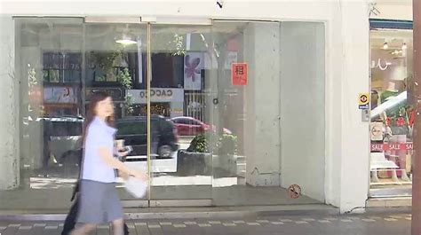 電商搶生意！北市每坪租金破萬店面腰斬剩7筆｜東森財經新聞