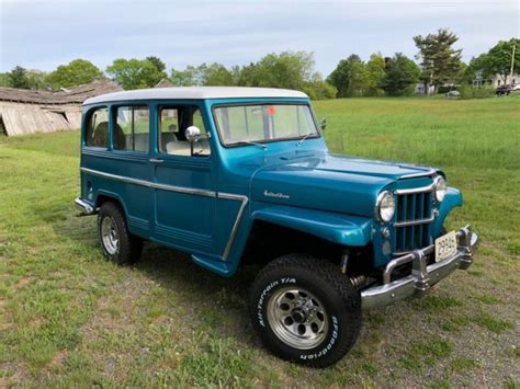 1962 WILLYS JEEP WAGON GORGEOUS COLOR COMBO LOTS OF RECENT SERVICE