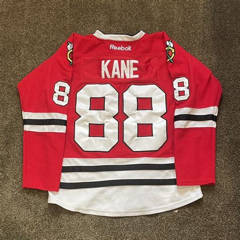 chicago blackhawks Patrick Kane jersey size 48 fits... - Depop