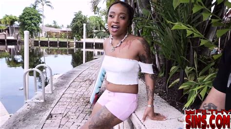 Horny Hot Babe Mena Carlisle Gets Anally Banged By Jay Bangher