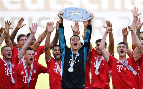 Bayern Monaco Campione Di Germania La Premiazione Per La Vittoria