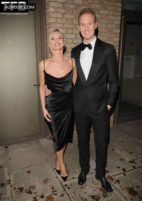 Nadiya Bychkova Sexy Seen Flaunting Her Hot Body In A Black Satin Dress In London AZNude