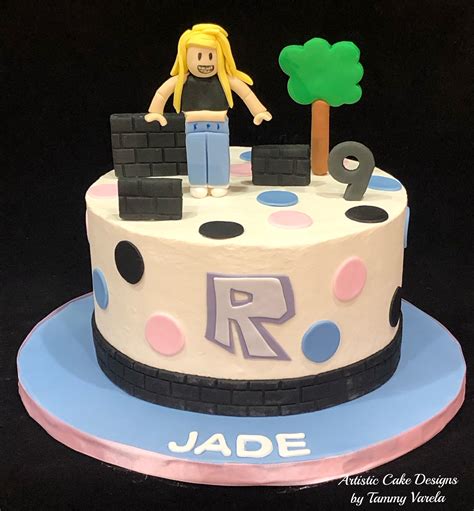 Roblox Birthday Party Cake