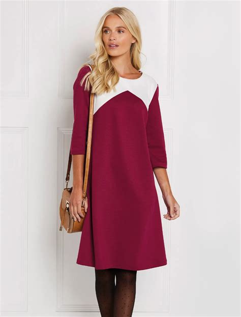 This Cosy Ponte Roma Dress Lets You Play Around With Colour Blocking