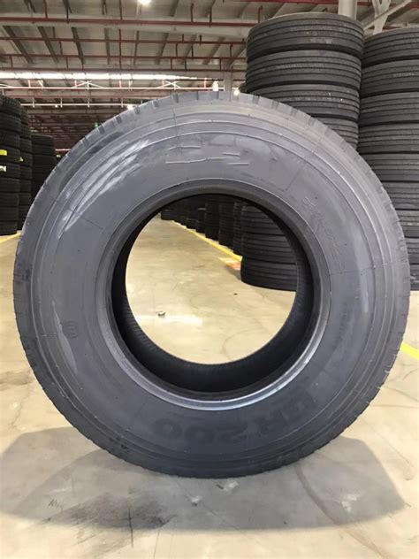 Heavy Loading Radial TBR 16PR Bus And Light Truck Tires 9 00R20 With