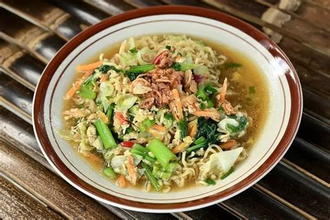 Resep Mie Nyemek Pedas Spesial Gurih Dan Anti Lembek Bahan Sederhana