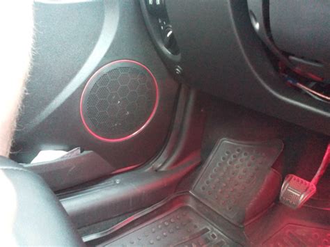 Дефлектор капота и декоративный молдинг — Lada Гранта, 1,6 л, 2013 года ...