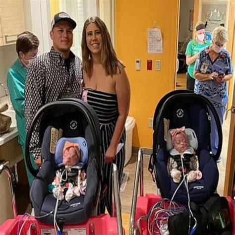 Twins Born At 22 Weeks Go Home After Over 130 Days In Hospital Baby