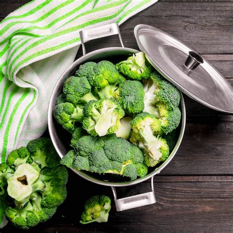 Boiling Broccoli With 6 Quick Recipes Feast Share