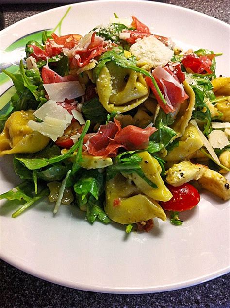 Tortellini Rucola Salat Mit Pesto Und Parmesan Von Das Annamirl Chefkoch