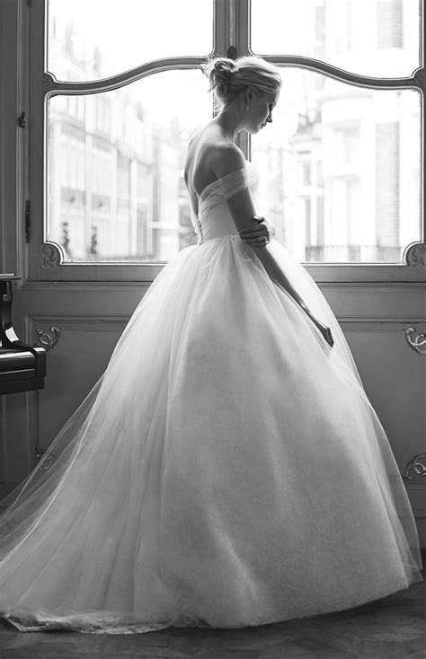 British Wedding Dress Designers Spirited Collection Phillipa Lepley