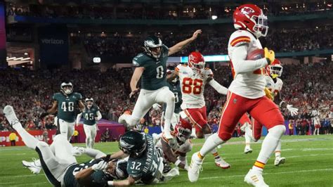 Eagles vs Chiefs Week 11 Opening Odds Prove Everyone's Sleeping on the ...