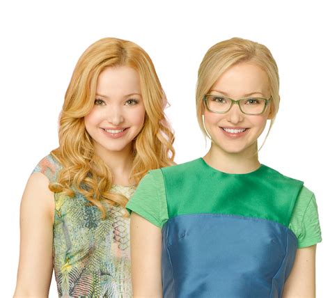 Macknzi On Left Lara On Right In Glasses Liv And Maddie Liv Maddie