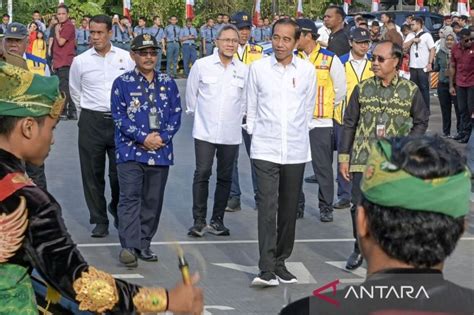 Presiden Resmikan Inpres Jalan Daerah Sepanjang Km Di Ntb