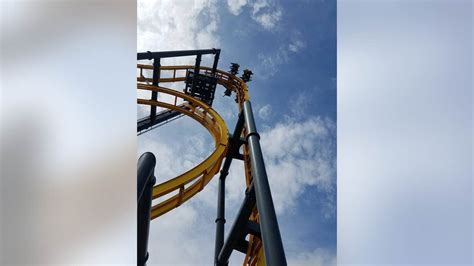 Six Flags Batman Roller Coaster Glitch Leaves Riders Dangling