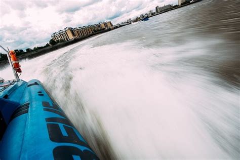 River Thames Fast RIB-Speedboat Experience In London